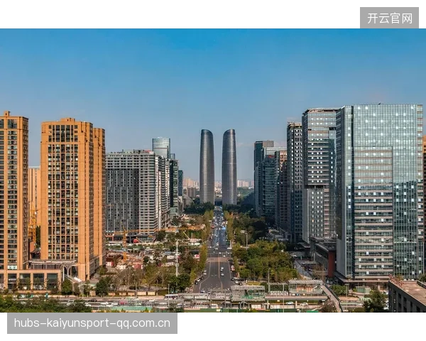 《瓦舍罗成都出局》：从“中国第一城”到“亚洲新贵”的转型之痛